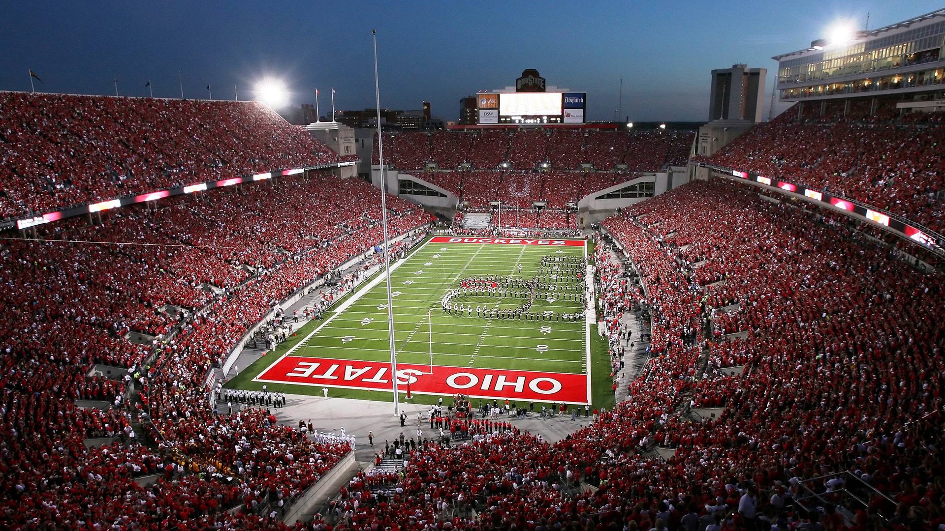 全国田径锦标赛跳远项目惊现黑马 新星张磊破纪录夺冠